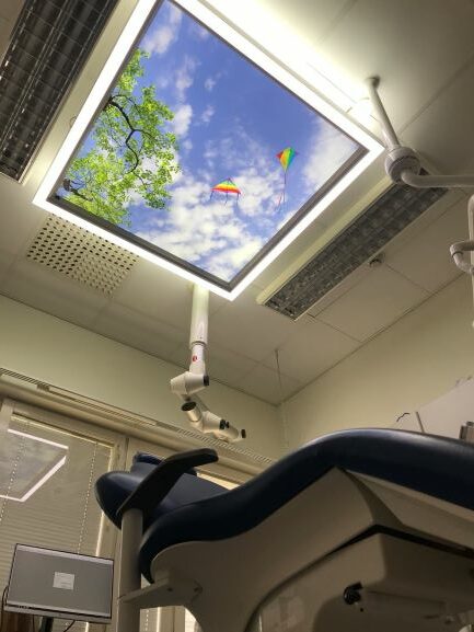 Cumulux Cube éclairage lumière du jour pour dentiste