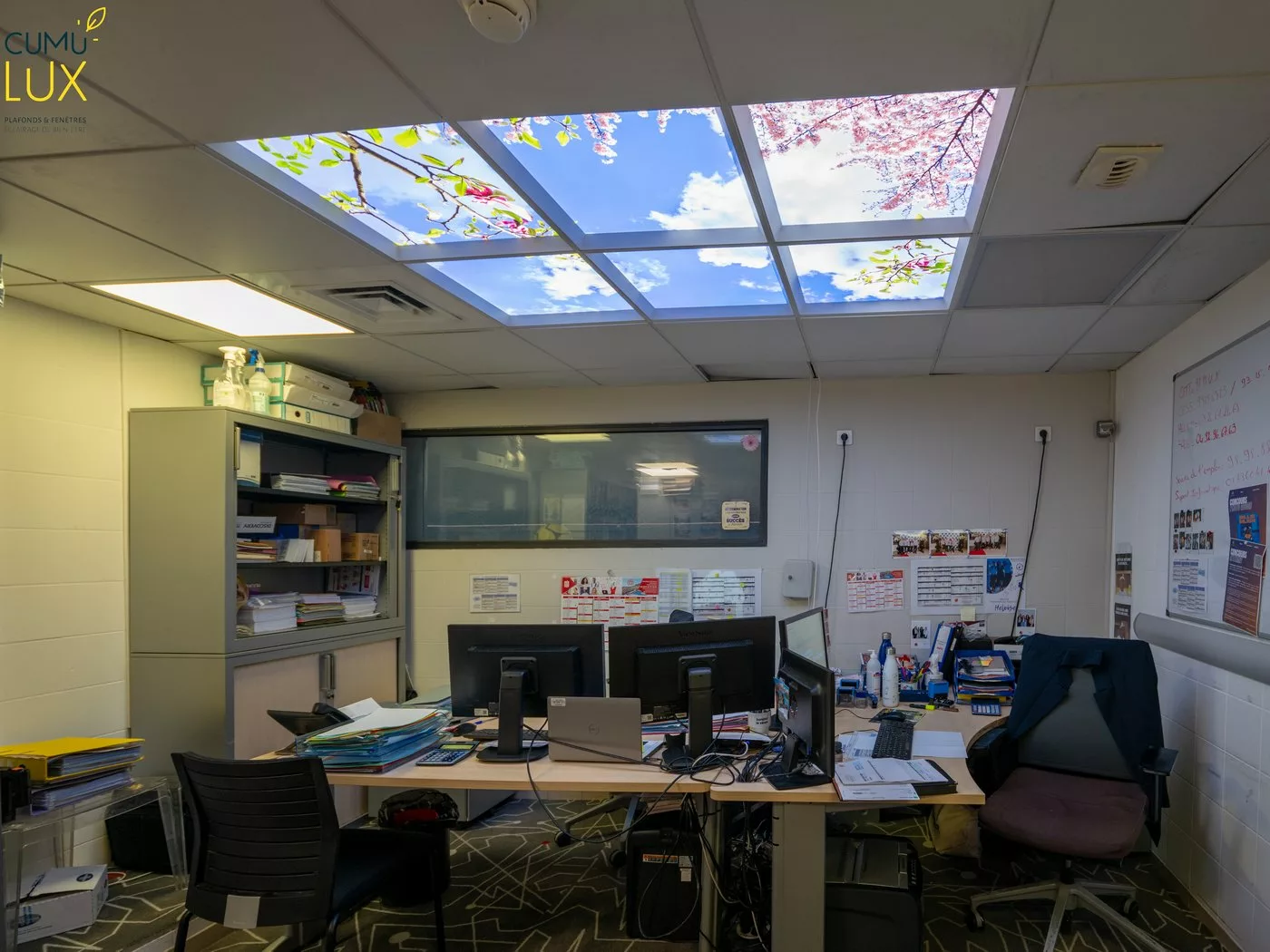 Installation d'un plafond Cumulux dans un bureau a l'hotel Novotel de Monte Carlo