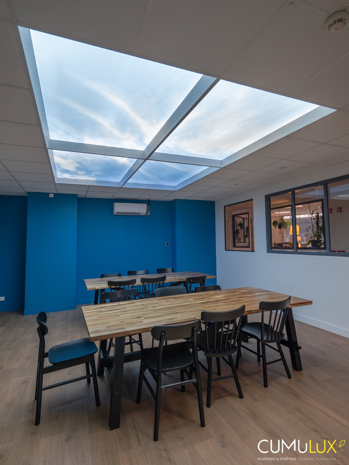 Plafonds lumineux Cumulux XL cadre immersion pour une vision agrandie tridimentionnelle du ciel